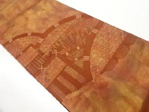 垣根に古典柄・葉模様刺繍袋帯